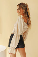 Load image into Gallery viewer, Model Friends Knit Top // Natural