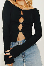 Load image into Gallery viewer, Born In The 90&#39;s Top // Black
