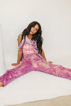 Load image into Gallery viewer, Along The Sidewalk Knit // Lilac
