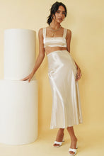 Load image into Gallery viewer, French Countryside Bias Cut Midi Skirt // Nude
