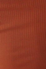 Load image into Gallery viewer, Capri Button Front Top // Rust
