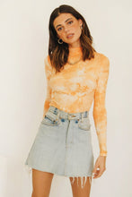 Load image into Gallery viewer, Fresh Look Tie Dye Top // Orange
