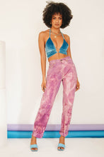 Load image into Gallery viewer, 90&#39;s Refresh Velvet Halter Top // Blue
