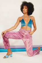 Load image into Gallery viewer, 90&#39;s Refresh Velvet Halter Top // Blue

