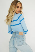 Load image into Gallery viewer, 90&#39;s Trend Knit Top // Blue
