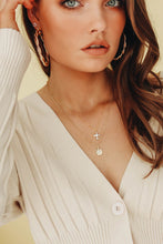 Load image into Gallery viewer, Best On Show Necklace
